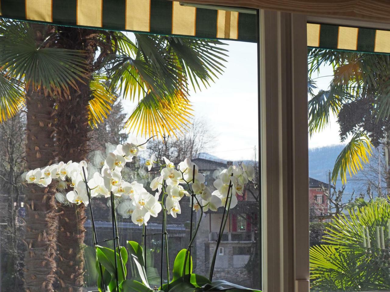 Ristorante Charme Hotel Tre Terre Ponte Brolla Exterior photo